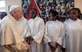 Les hommages des sœurs Moulombi au Pape François