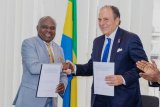 Le Gabon prépare son avenir énergétique : signature du protocole d'accord pour les barrages de (…)
