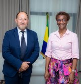 Philippe Millet reçu en audience par Louise Mvono - Ministre de la Planification et de la (…)