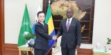 Le Chef de l'État échange avec le Représentant de Huawei Afrique