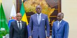 Le Chef de l'État s'entretient avec les Présidents des Comités Nationaux Olympiques du Gabon et (…)